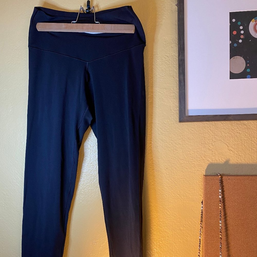 Aerie Chill. Play. Move. Seamless Black Leggings